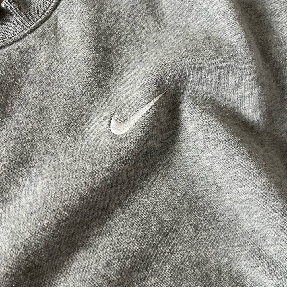 Sweatshirt - Picture 3 of 5